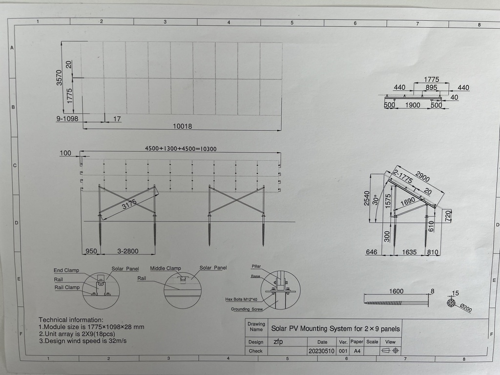 Structure sol à visser pour 18 panneaux